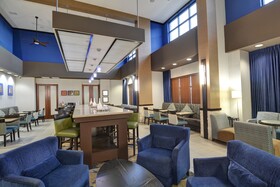 Hampton Inn & Suites Denver Airport / Gateway Park
