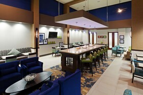 Hampton Inn & Suites Denver Airport / Gateway Park