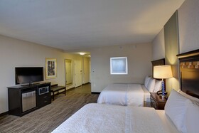 Hampton Inn & Suites Denver Airport / Gateway Park