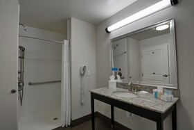 Hampton Inn & Suites Denver Airport / Gateway Park