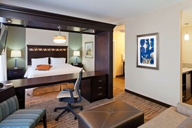 Hampton Inn & Suites Denver Airport / Gateway Park