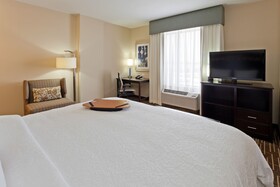 Hampton Inn & Suites Denver Airport / Gateway Park