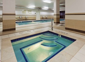 Hampton Inn & Suites Denver Airport / Gateway Park