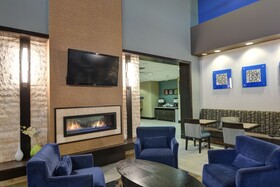 Hampton Inn & Suites Denver Airport / Gateway Park