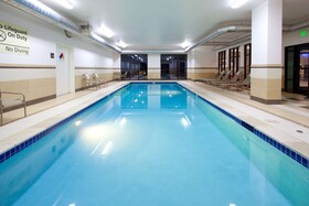 Hampton Inn & Suites Denver Airport / Gateway Park