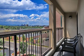 Hampton Inn & Suites Denver Cherry Creek