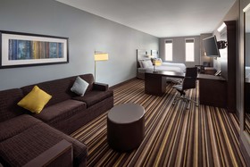Hampton Inn & Suites Denver Downtown-Convention Center