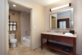 Hampton Inn & Suites Denver/South-RidgeGate