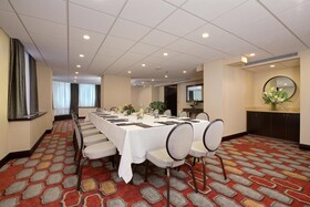 Holiday Inn Express Denver Downtown
