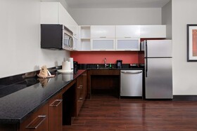 Homewood Suites by Hilton Denver Downtown-Convention Center