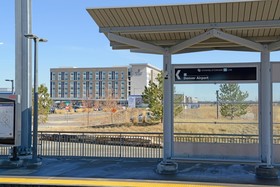 Hyatt Place Denver / Peña Station