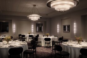 Kimpton Claret Hotel