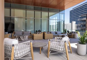 Kimpton Claret Hotel