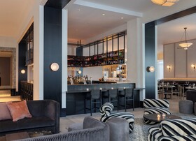 Kimpton Claret Hotel