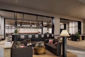 Kimpton Claret Hotel