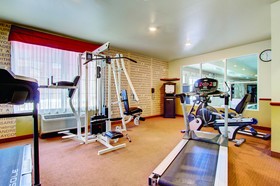 La Quinta Inn & Suites by Wyndham Denver Gateway Park