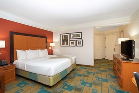 La Quinta Inn & Suites by Wyndham Denver Southwest Lakewood