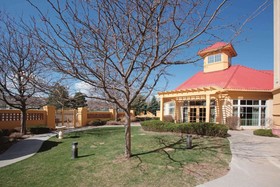 La Quinta Inn & Suites by Wyndham Denver Southwest Lakewood