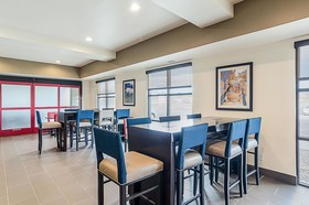 MainStay Suites Near Denver Downtown