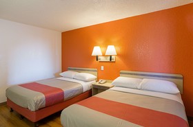 Motel 6 Denver Central - Federal Boulevard