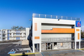 Motel 6 Denver Central - Federal Boulevard