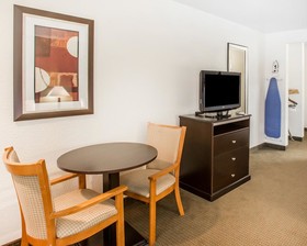 Quality Inn & Suites Denver International Airport