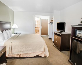 Quality Inn & Suites Denver International Airport