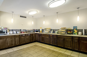 Quality Inn & Suites Denver Stapleton