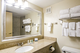Quality Inn & Suites Denver Stapleton