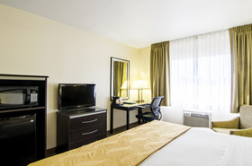 Quality Inn & Suites Denver Stapleton