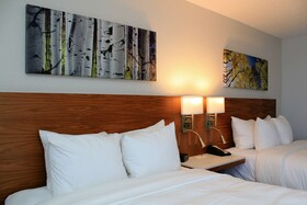 Plaza Hotel Denver Central