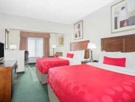 Ramada by Wyndham Denver International Airport