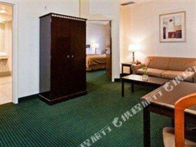 Ramada by Wyndham Denver International Airport