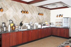 Ramada by Wyndham Denver International Airport