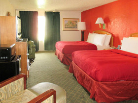 Rodeway Inn & Suites