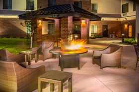 Staybridge Suites Denver - Central Park