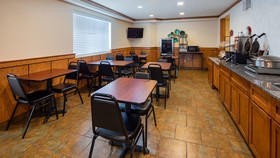 Days Inn by Wyndham Thornton
