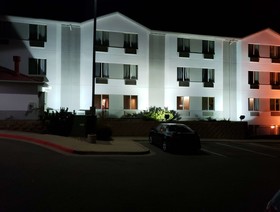 Days Inn by Wyndham Thornton