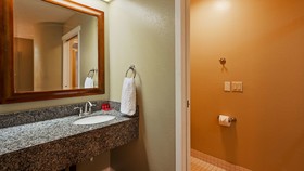 Days Inn by Wyndham Thornton