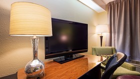 Days Inn by Wyndham Thornton