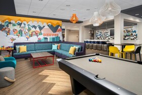Tru by Hilton Denver Airport Tower Road