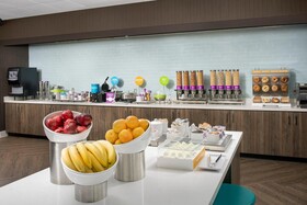 Tru by Hilton Denver Airport Tower Road