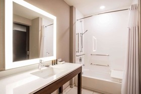 Wingate by Wyndham Denver Airport
