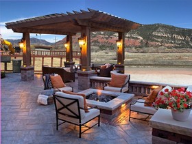Iron Horse Inn