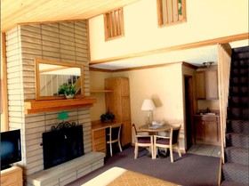 Iron Horse Inn