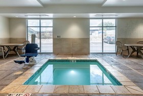 MainStay Suites