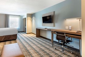 MainStay Suites