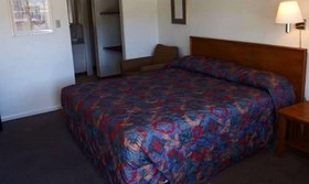 Spanish Trails Inn & Suites