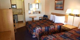 Spanish Trails Inn & Suites