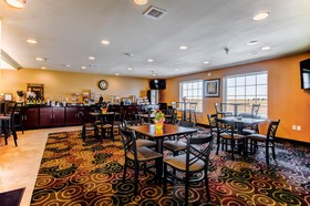 Cobblestone Inn & Suites